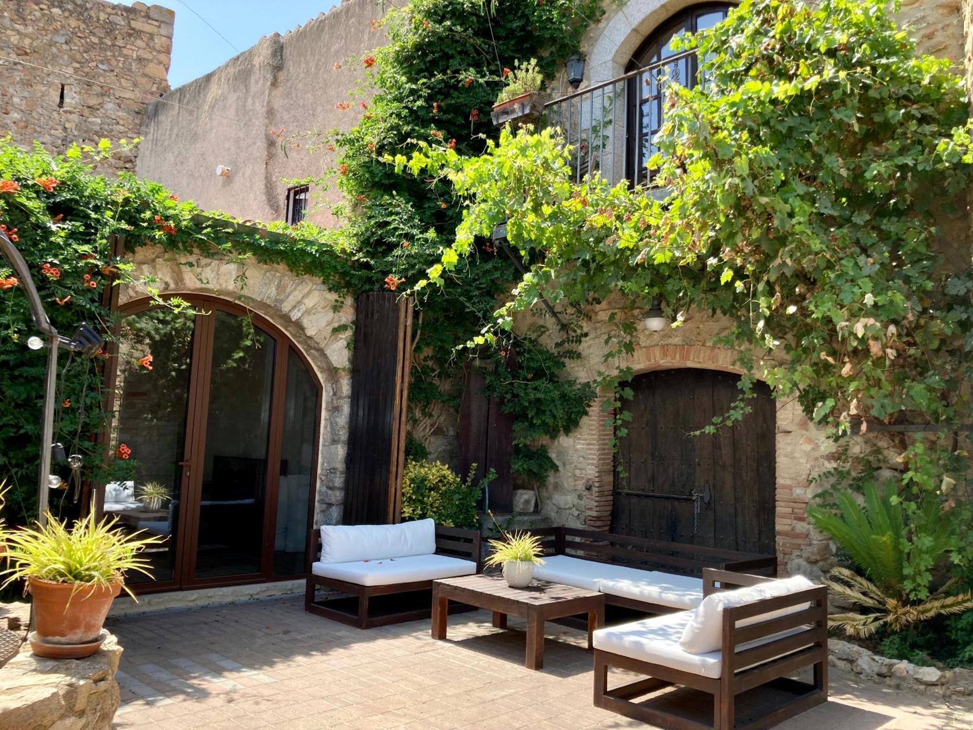 Els Racons Del Fort Castle In Wine Territory Capmany Luaran gambar